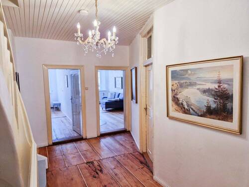 Flur - Mehrfamilienhaus, Wohnhaus mit 157,00 m² in Landsberg am Lech zum Kaufen