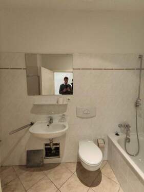 Badezimmer - 3 Zimmer Etagenwohnung in Leipzig