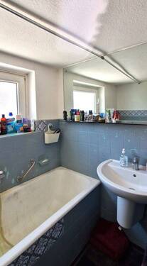 1. Wohnung EG - Badezimmer - 