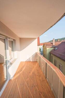 Tolle Aussicht - 3 Zimmer Etagenwohnung in Stuttgart