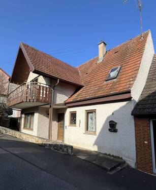 IMG_8808 - Älteres Wohnhaus mit Doppelgarage in Bad Mergentheim - Ortsteil Apfelbach