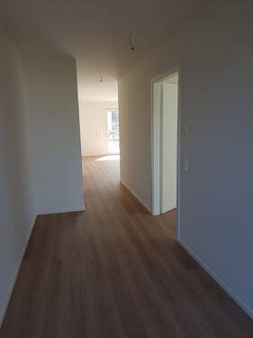20220212_Eingang_Garderobe - 2 Zimmer Etagenwohnung in Weil am Rhein