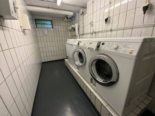 Gemeinschaftliche Waschmaschine/Trockner - 