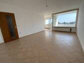 Blick zum Balkon und Essplatz - 