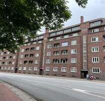 Geräumige Altbauwohnung mit Balkon - Hamburg Wandsbek