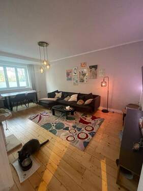Wohnzimmer - 3 Zimmer Etagenwohnung zur Miete in Hamburg