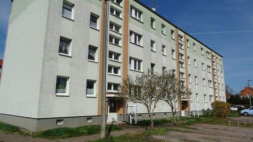 Vorderansicht - 2 Zimmer Etagenwohnung zur Miete in Nordhausen