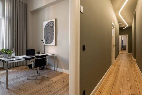 Büro 4 - 