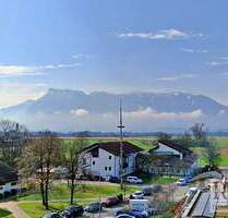 Traumhafter Blick in die Berge - große Sonnenterrasse, oberstes Geschoss - Tiefgarage inklusive! - Ainring / Mitterfelden Perach