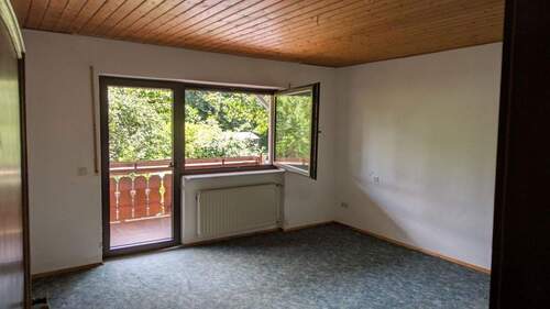 Schlafen 2 - Einfamilienhaus mit 190,00 m² in Hauenstein zum Kaufen