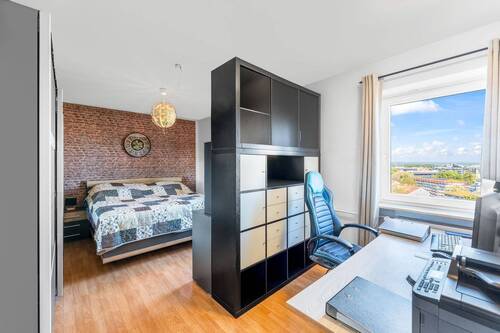 Geräumiges Schlafzimmer - 