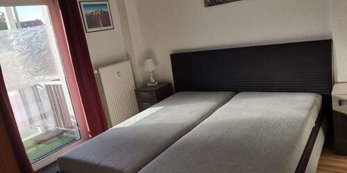 Schlafzimmer.jpg - Etagenwohnung mit 50,00 m² in Rostock zur Miete