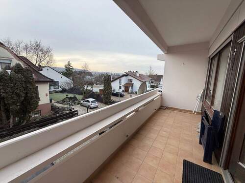 Balkon - 2 Zimmer Etagenwohnung in Neuhausen auf den Fildern