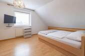 Schlafzimmer - OG - 