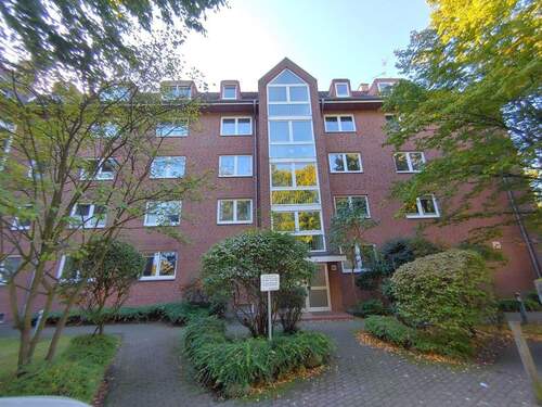 Objekt - Schöne 3-Zimmer-Wohnung mit großem Balkon und Tiefgaragenstellplatz in 23617 Stockelsdorf