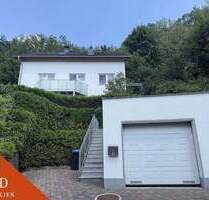 Garantierter Burgblick über den Dächern - Ihr Traumhaus in Nassau