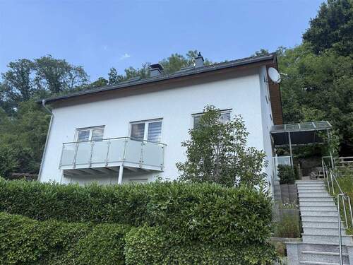 Blick Straßenseite - 5 Zimmer Einfamilienhaus zum Kaufen in Nassau