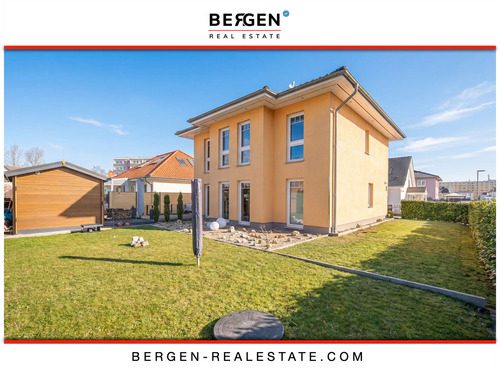 Portal - Bezugsfreies Einfamilienhaus mit Garten und moderner Ausstattung in Berlin-Lichtenberg