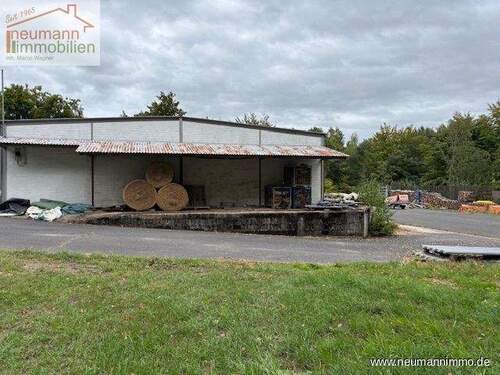 Halle1 - Halle zum Kaufen in Breitscheid