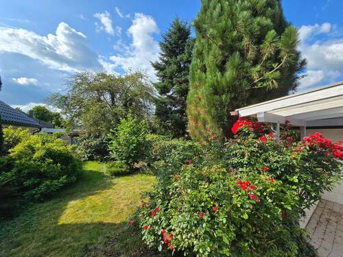 Rückwärtiger Garten - 7 Zimmer Bungalow in Elmshorn