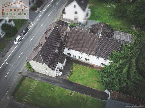 Luftbild - Mehrfamilienhaus, Wohnhaus mit 296,00 m&sup2; in Flammersfeld zum Kaufen