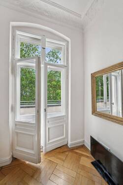 Balkon Straßenseite - 