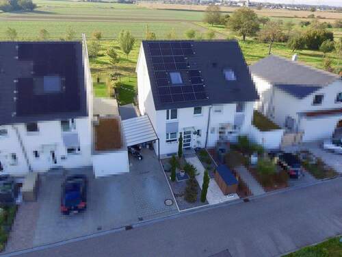 Drohnenbild Frontansicht - 5 Zimmer Doppelhaushälfte in Kappel-Grafenhausen