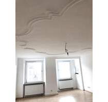 4 Zimmer Wohnung am Stadtplatz - 1.150,00&nbsp;EUR Kaltmiete, ca.&nbsp; 160,00&nbsp;m&sup2;&nbsp;Wohnfl&auml;che in Straubing (PLZ: 94315)