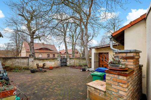 Hofansicht - Einfamilienhaus mit 100,00 m&sup2; in Königs Wusterhausen zum Kaufen