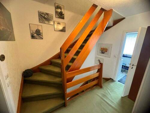 Treppenanlage zum Dachgeschoss - 