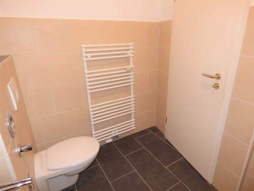 Bad - 3 Zimmer Etagenwohnung zur Miete in Leipzig