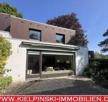 Nur 20 Gehmin. zur Elbe! Ruh. EndRH mit viel Potenzial, gr. Vollkeller + Einzelgarage in Blankenese - Hamburg