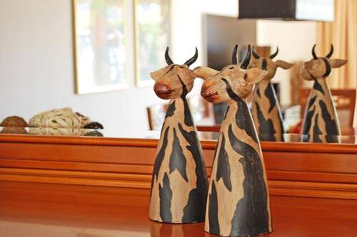 Bilder und Deko sind vorhanden - 