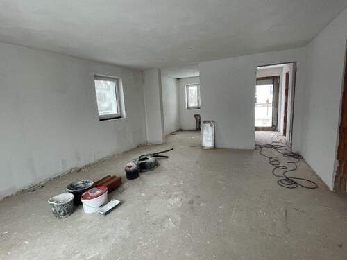 Der Lebensmittelpunkt - 4 Zimmer Doppelhaushälfte zum Kaufen in Aichen