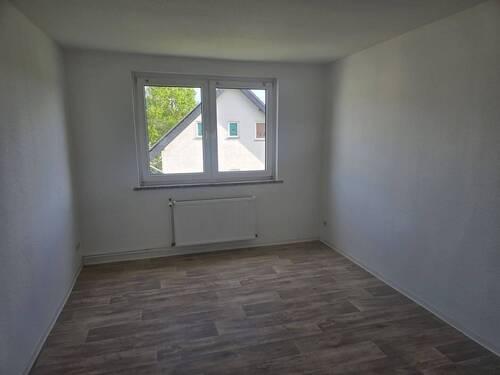 1.OG li Schlafzimmer.jpg - 