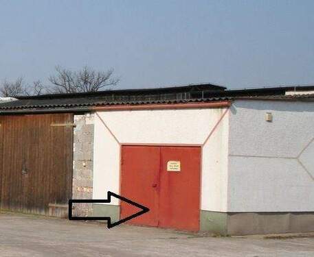 Halle 06 Eingang.jpg - Praktischer Lager- und Produktionsraum in Falkensee