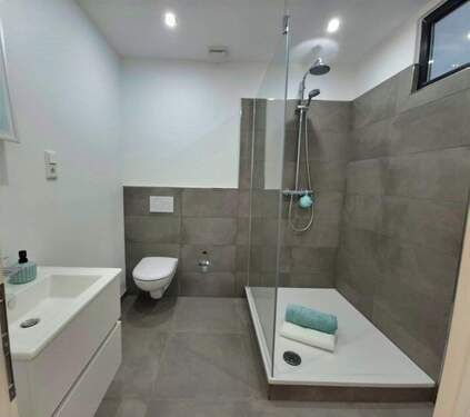 Bad - 2 Zimmer Etagenwohnung in Bad Hersfeld