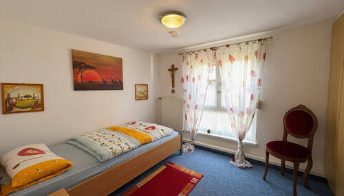 Zimmer 2 Dachgeschoss - 
