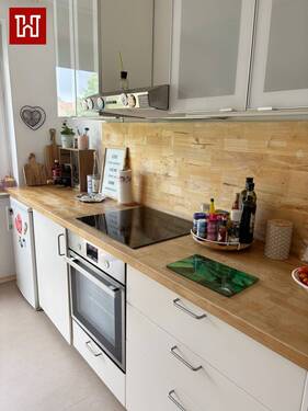 .. Einbauküche gegen Ablöse ! - Schöne 3,5 Zimmerwohnung mit zwei Balkonen in begehrter Wohnlage von Kitzingen !