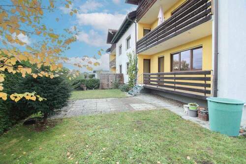 Garten - 3 Zimmer Etagenwohnung in Bruckmühl