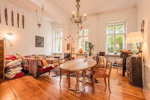 Wohnzimmer - 5 Zimmer Etagenwohnung zum Kaufen in Berlin