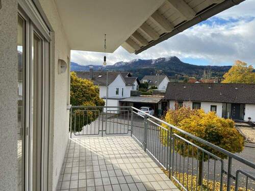 Balkon - Etagenwohnung mit 95,00 m&sup2; in Balingen / Dürrwangen zur Miete