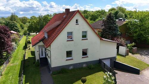 Luftaufnahme Straße - 9 Zimmer Mehrfamilienhaus, Wohnhaus zum Kaufen in Katlenburg-Lindau