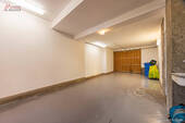 Garage - 