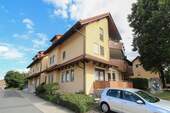 Anderes Haus zur WEG - 