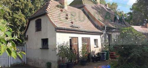 Bild 1 - *Doppelhaushälfte auf großem Grundstück!*