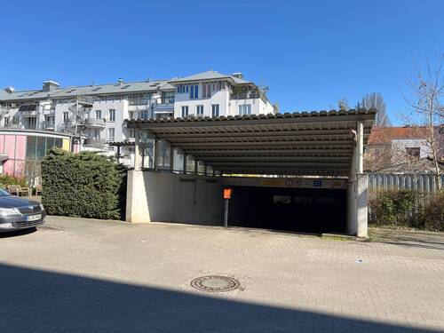 Tiefgarage Zufahrt - 
