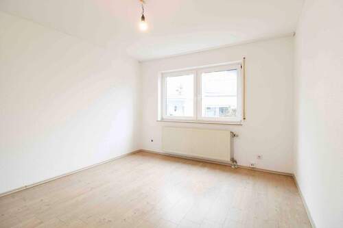 Schlafzimmer EG (2) - 