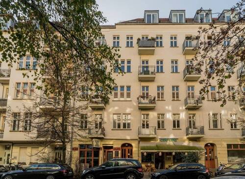 Hausansicht - Helmholtzkiez: Bezugsfreies 1-Zimmer-Apartment mit Balkon