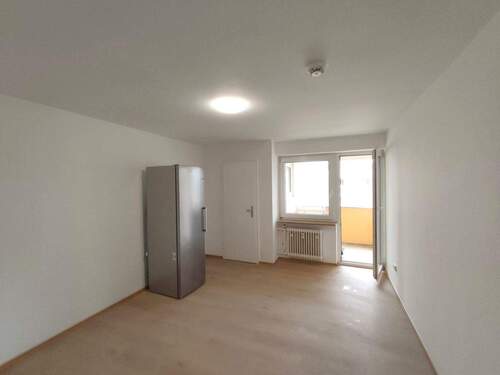 Zimmer Ansicht 1 - 1 Zimmer Etagenwohnung in München